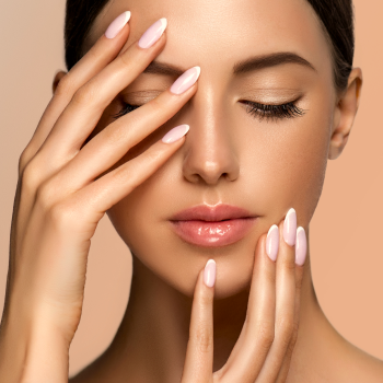 5 Must-Have Makeup Products for a Flawless Everyday Look